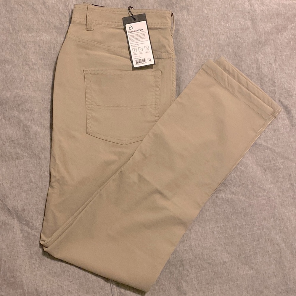 Western Rise Khaki Size 32